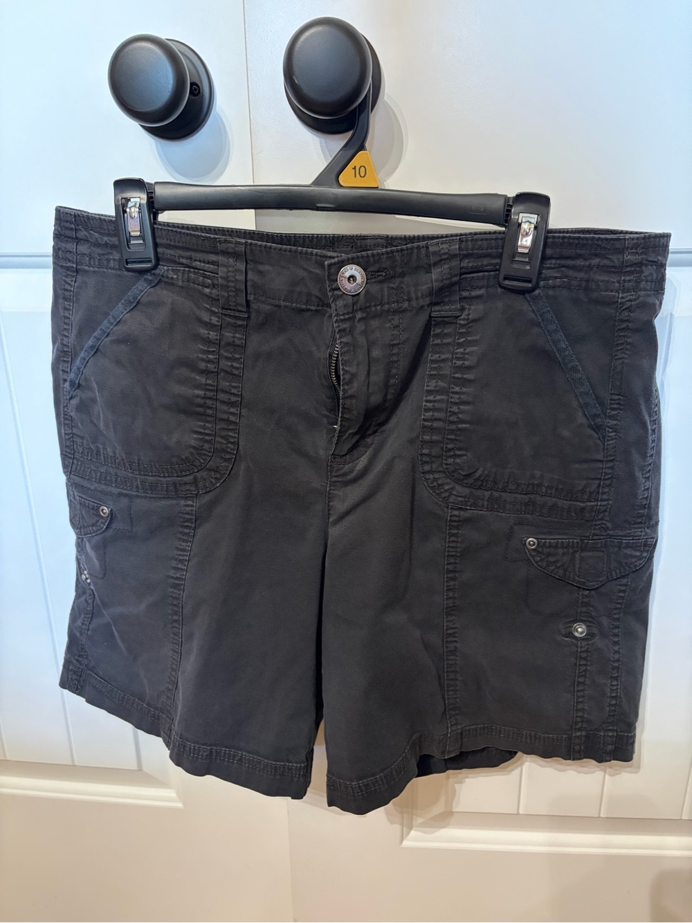 Casual Women's Black Cargo Shorts with Utility Pockets